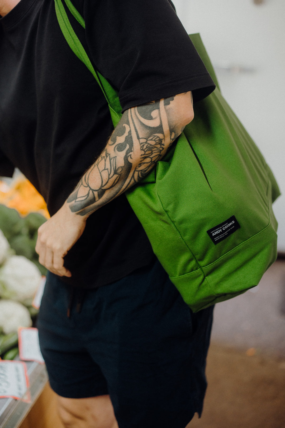 Essential tote