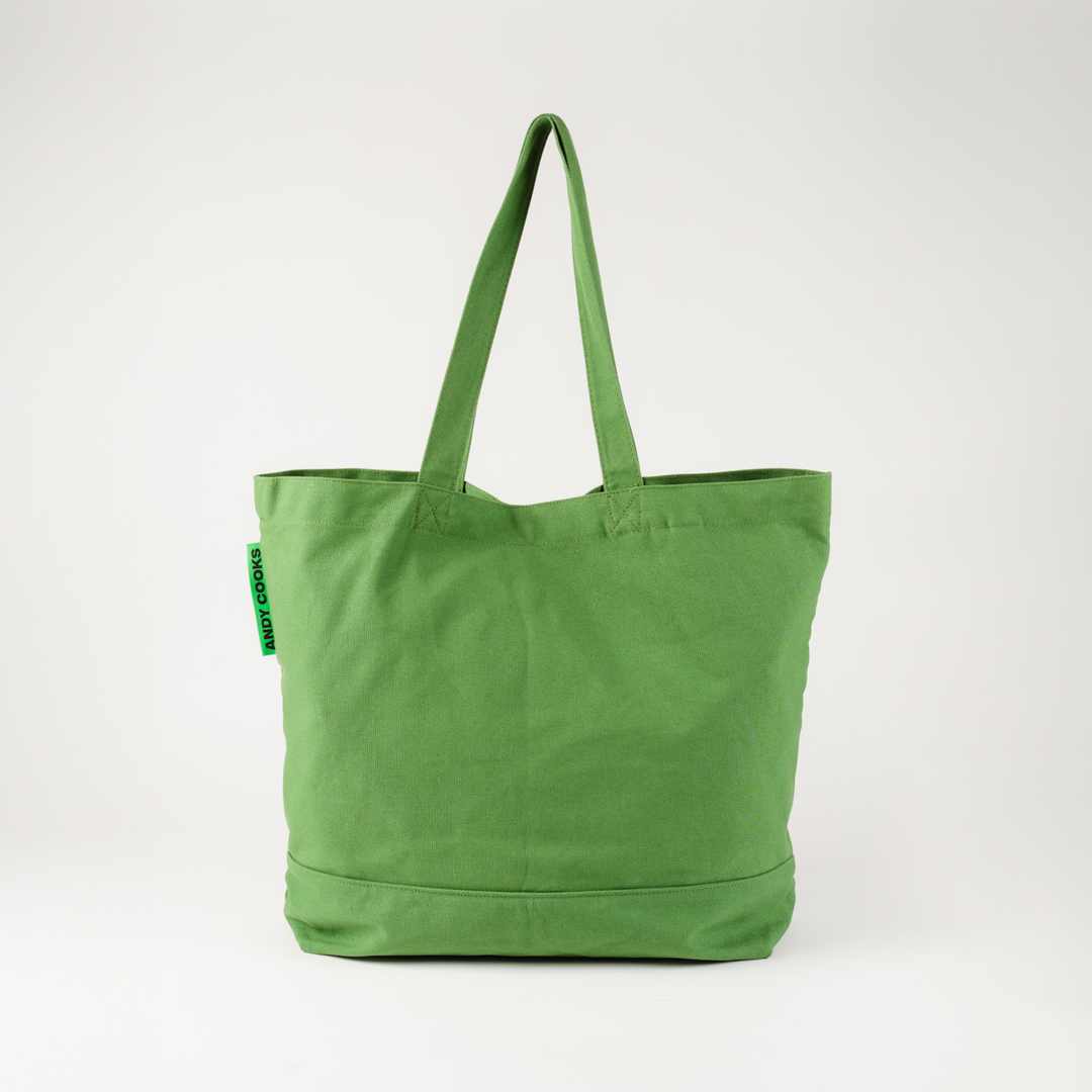 Essential tote